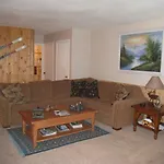 Sierra Manor